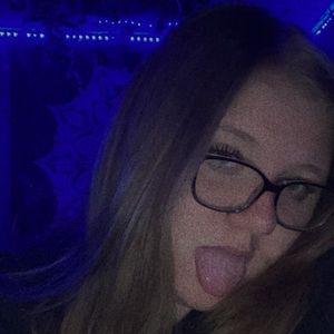 Meet your Posher, Ella